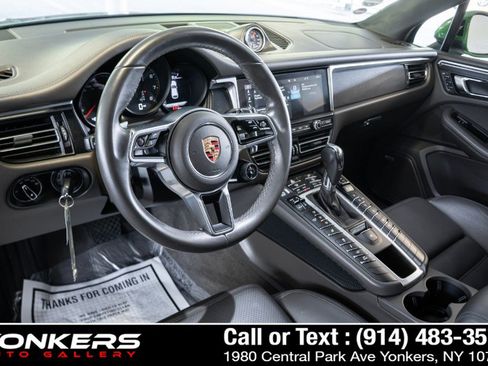 Used 2020 Porsche Macan GTS AWD/4WD image 46
