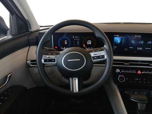 Used 2025 Hyundai Tucson SEL image 12