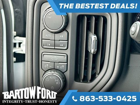 Used 2024 Chevrolet Silverado 1500 Custom Trail Boss w/ Realtree Special Edition image 10