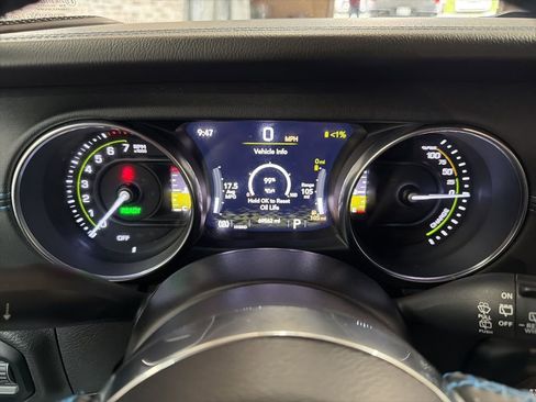 Used 2021 Jeep Wrangler Unlimited Rubicon 4xe w/ Steel Bumper Group image 25