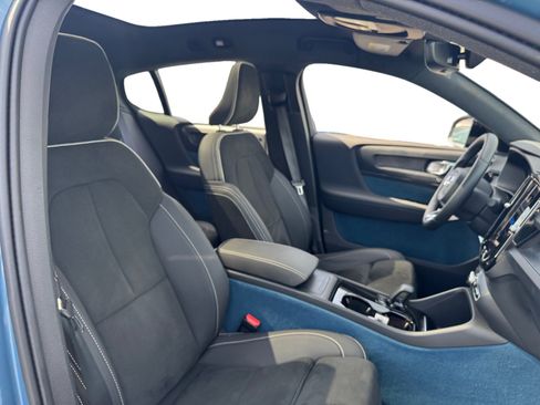 Used 2023 Volvo C40 P8 Recharge Plus w/ Protection Package Premier AWD/4WD image 15