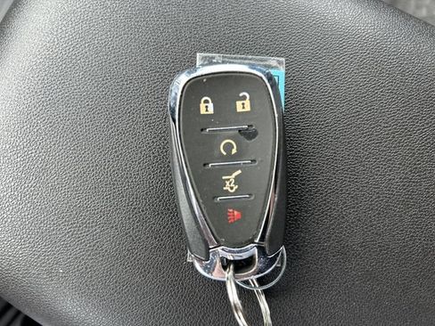 Used 2020 Chevrolet Equinox LT AWD/4WD image 34