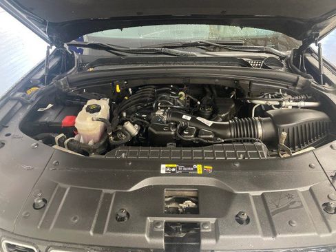 Used 2024 Jeep Grand Cherokee Limited w/ Trailer Tow Package image 9