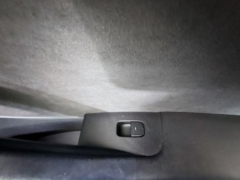 Used 2021 Tesla Model 3 Standard Range Plus image 30