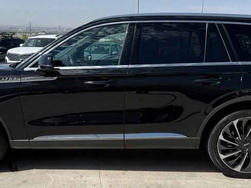 Used 2020 Lincoln Aviator Reserve w/ Equipment Group 202A AWD/4WD image 5