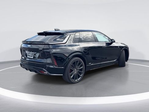 New 2026 Cadillac Lyriq V image 3