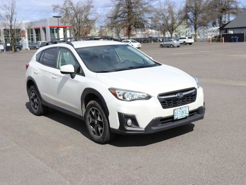 Used 2018 Subaru Crosstrek 2.0i Premium w/ Popular Package #3 image 3