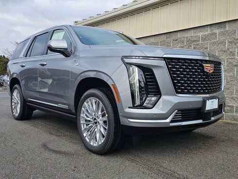 New 2026 Cadillac Escalade Luxury AWD/4WD image 13
