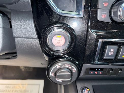 Used 2024 Nissan Titan Platinum Reserve w/ Moonroof Package image 36