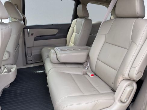 Used 2017 Honda Odyssey EX-L image 18