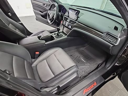 Used 2019 Honda Accord Sport image 36