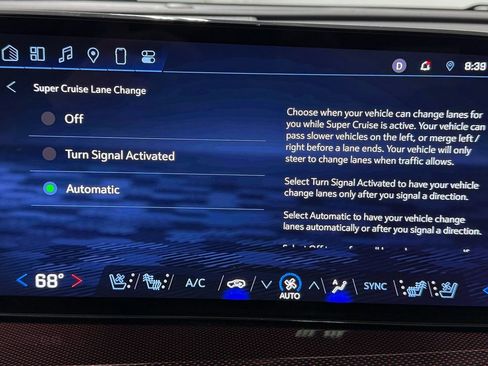 Used 2024 Chevrolet Traverse RS w/ LPO, Floor Liner Package image 34