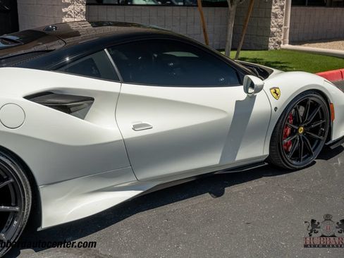 Used 2020 Ferrari F8 Tributo RWD image 32