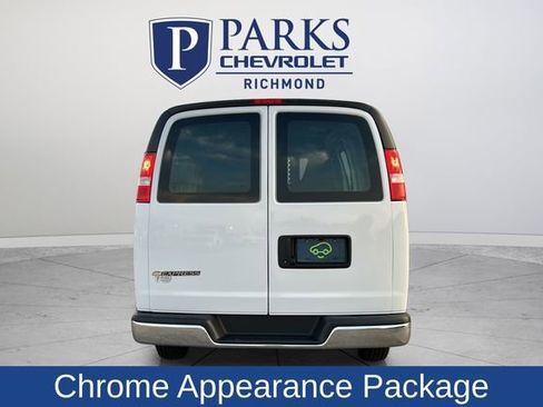 Used 2024 Chevrolet Express 2500 w/ Driver Convenience Package RWD image 6