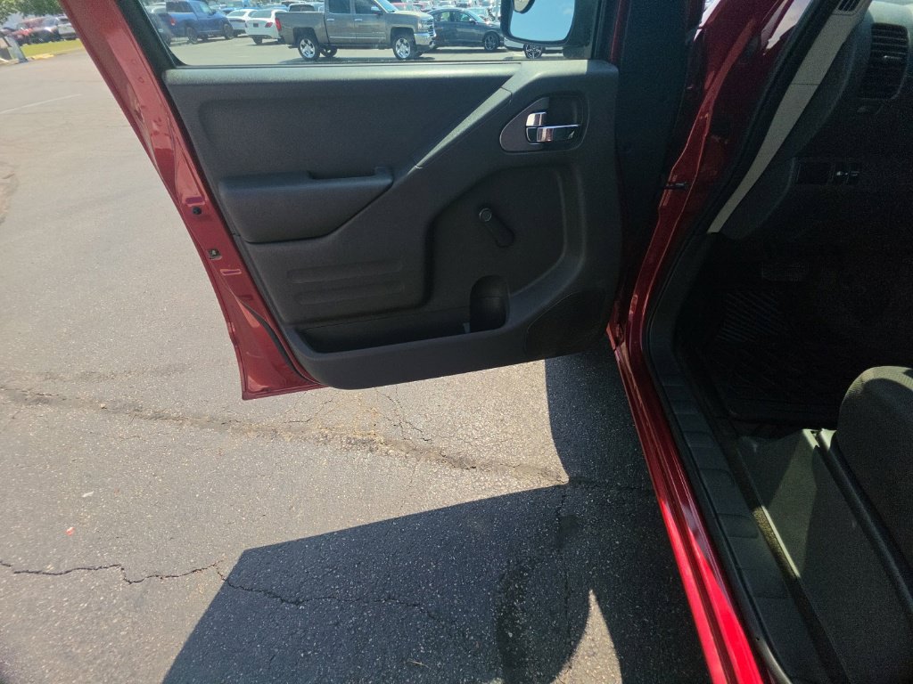 Used 2017 Nissan Frontier S RWD image 12