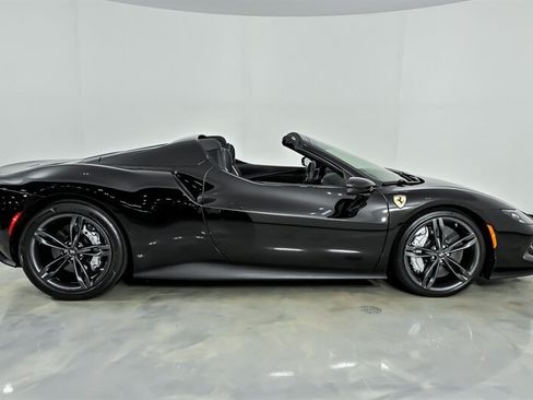 Used 2024 Ferrari 296 GTS RWD image 11