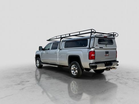 Used 2015 GMC Sierra 3500 SLE w/ SLE Preferred Package AWD/4WD image 4