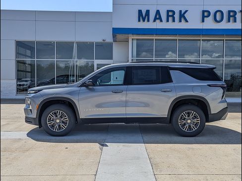 New 2026 Chevrolet Traverse LT AWD/4WD image 9