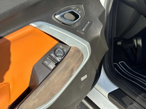 Used 2016 Chevrolet Camaro SS image 13