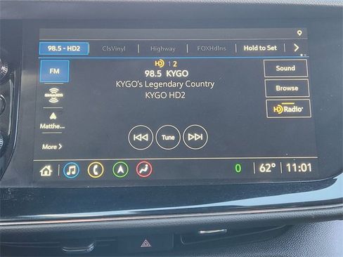 Used 2022 Buick Envision Avenir w/ Technology Package II image 24