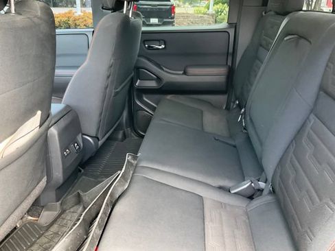 Used 2022 Nissan Frontier PRO-4X AWD/4WD image 17