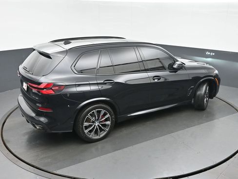 Used 2024 BMW X5 xDrive40i w/ M Sport Package image 16