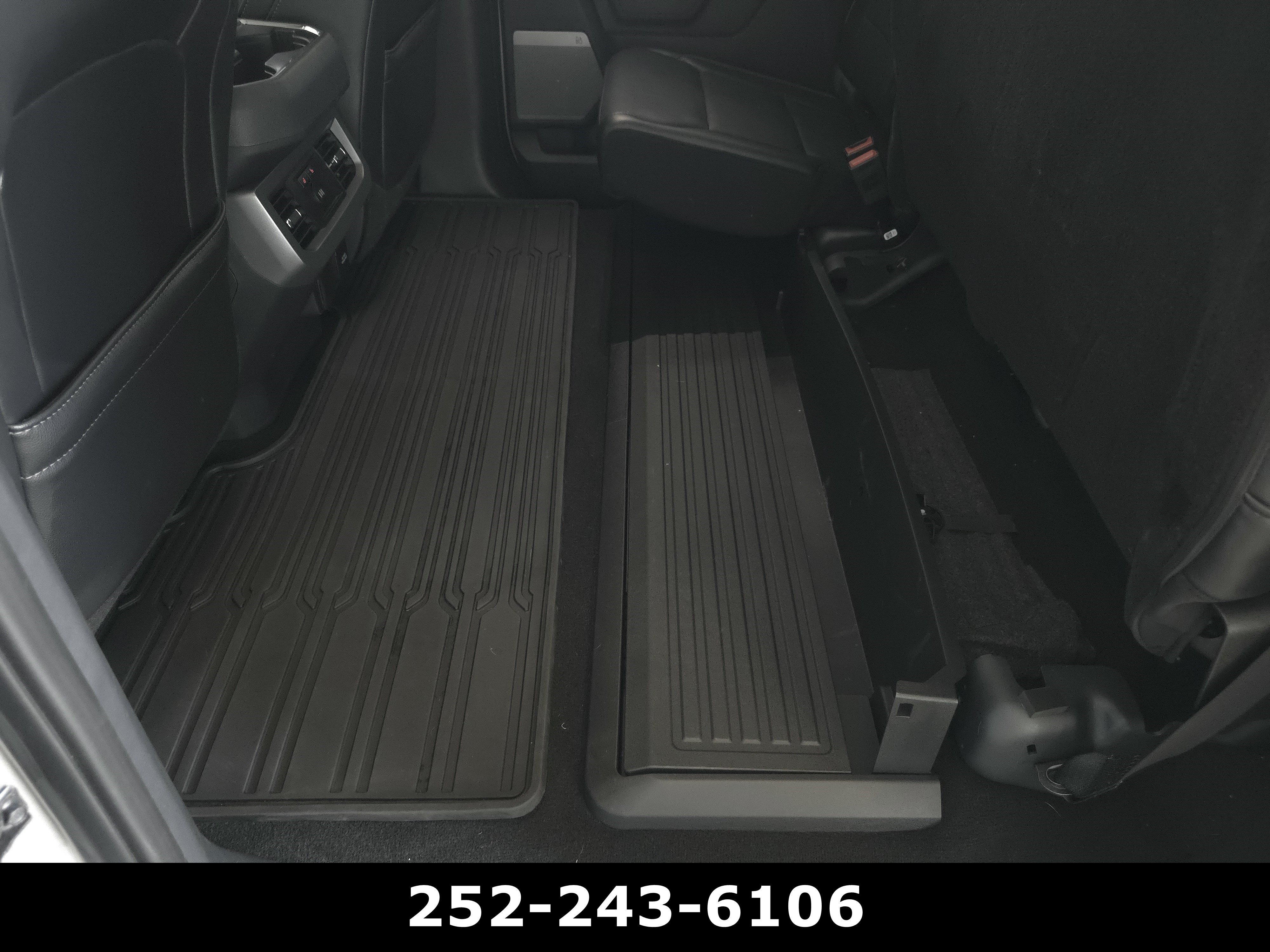 Used 2024 Ford F350 Lariat w/ Lariat Ultimate Package AWD/4WD image 37