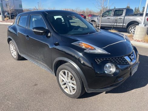 Used 2017 Nissan Juke S image 2
