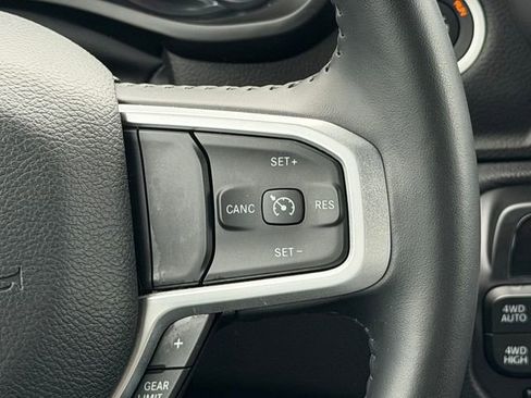 Used 2023 RAM 1500 Big Horn AWD/4WD image 29