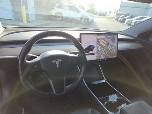 Used 2019 Tesla Model 3 Long Range AWD/4WD image 11