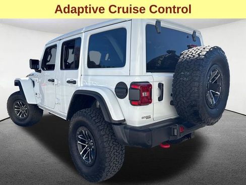 Certified 2025 Jeep Wrangler Unlimited Rubicon AWD/4WD image 11