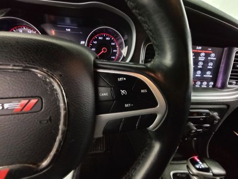 Used 2018 Dodge Charger SXT Plus image 23