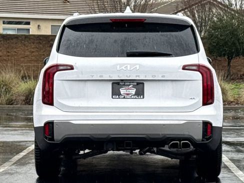 New 2025 Kia Telluride S image 6