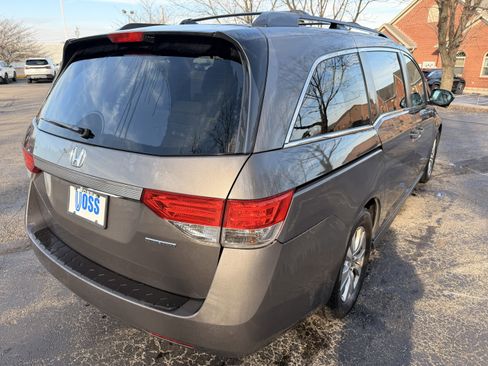 Used 2016 Honda Odyssey SE image 3