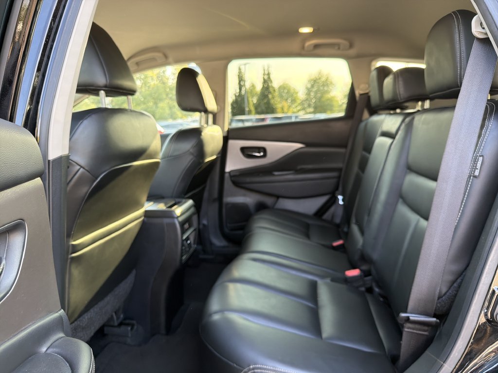 Used 2023 Nissan Murano SV FWD image 13