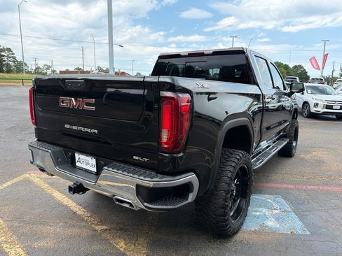 Used 2023 GMC Sierra 1500 SLT AWD/4WD image 7