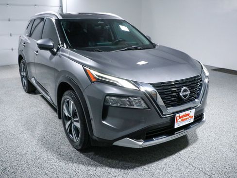 Used 2023 Nissan Rogue Platinum w/ Platinum Premium Package image 5