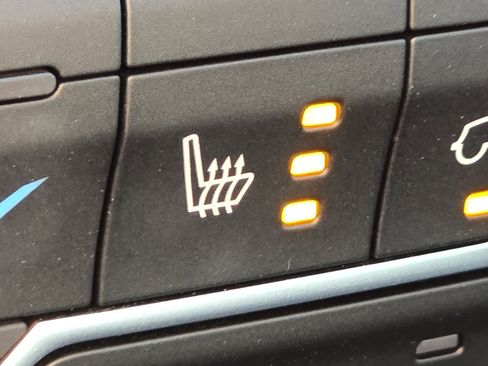 Used 2022 Jeep Gladiator Sport image 10