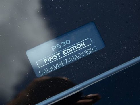 Used 2023 Land Rover Range Rover Long Wheelbase First Edition AWD/4WD image 34