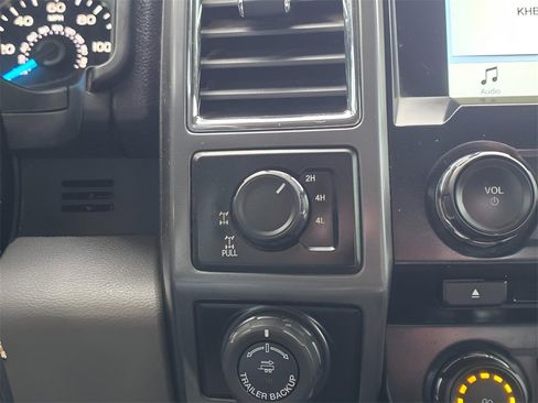 Used 2016 Ford F150 XLT w/ Equipment Group 302A Luxury image 22