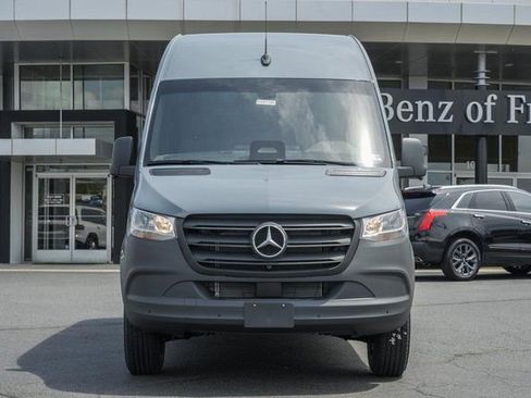 New 2025 Mercedes-Benz Sprinter 2500 image 2