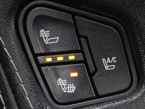 Used 2015 GMC Yukon Denali w/ Open Road Package image 7