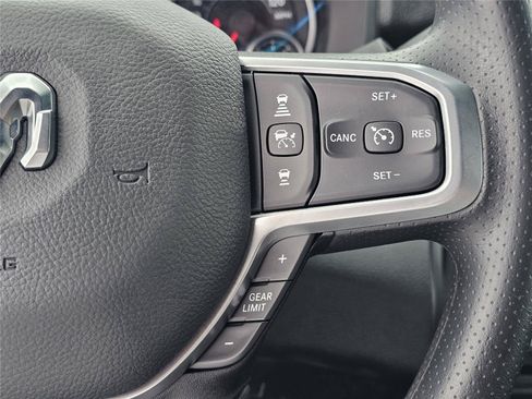New 2026 RAM 2500 Tradesman AWD/4WD image 22
