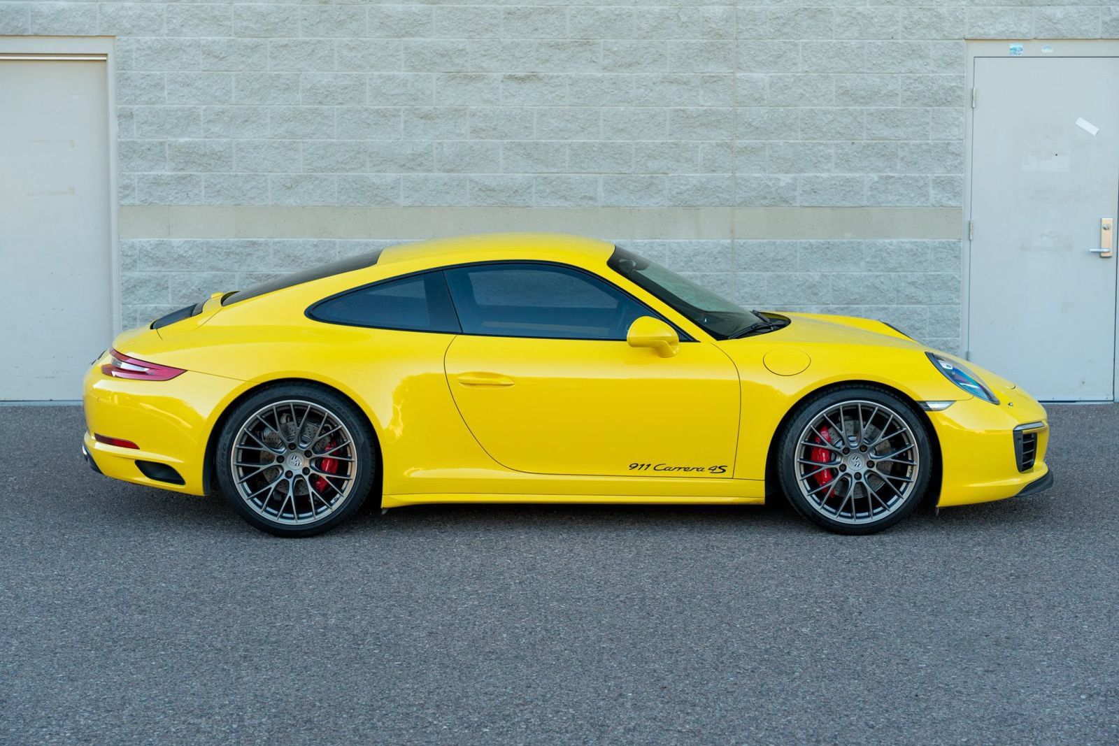 Used 2017 Porsche 911 Carrera 4S AWD/4WD image 30