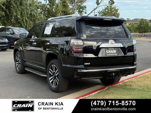 Used 2021 Toyota 4Runner Limited AWD/4WD image 5