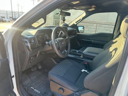 Used 2023 Ford F150 XL w/ STX Appearance Package RWD image 4
