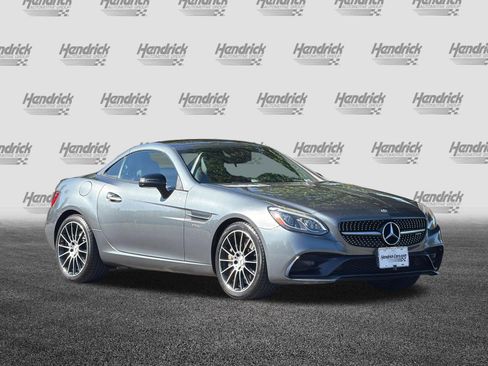 Used 2017 Mercedes-Benz SLC 43 AMG image 11