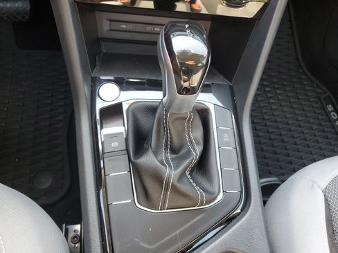 Used 2024 Volkswagen Taos S image 24