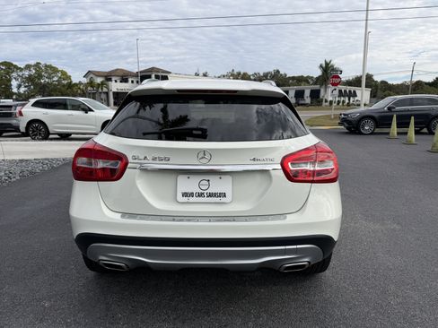 Used 2016 Mercedes-Benz GLA 250 4MATIC image 4