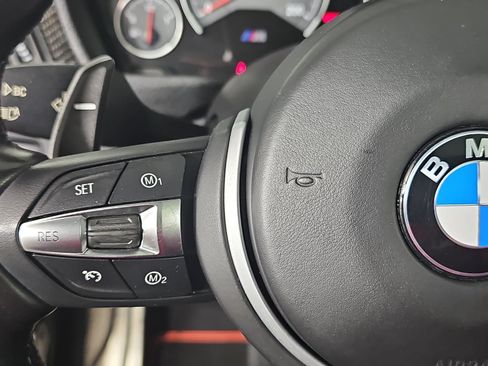 Used 2015 BMW M4 Coupe RWD image 17